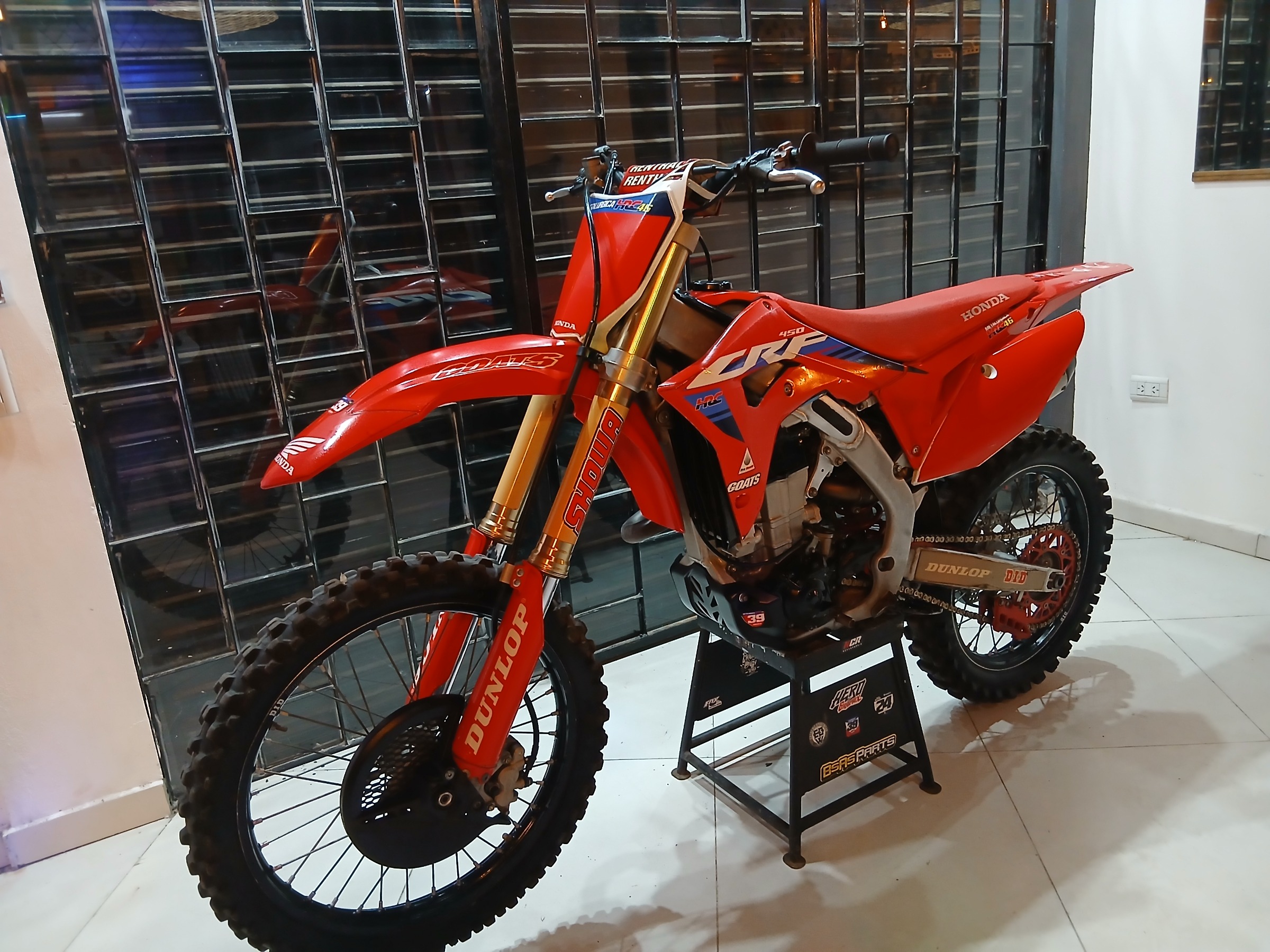 Vendo o permuto ,HONDA CRF 450 CC md 2019 (EXCELENTE ESTADO)