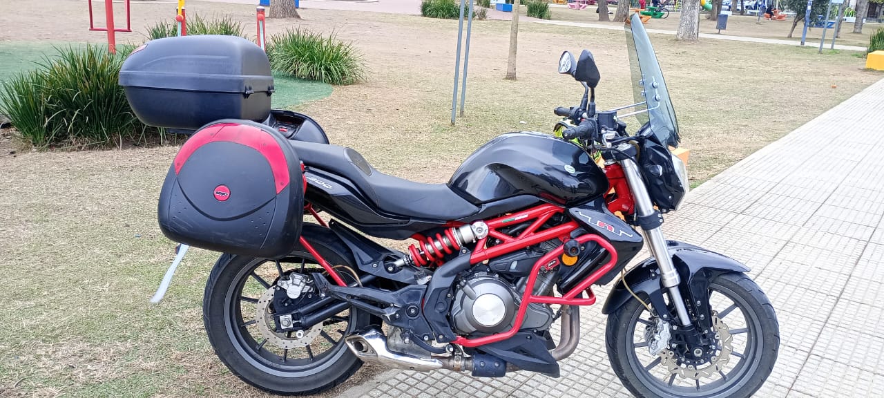 VENDO BENELLI TNT 300cc 2020