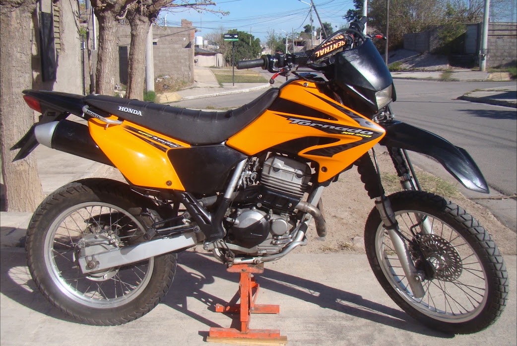 Honda Tornado Xr 250 2010