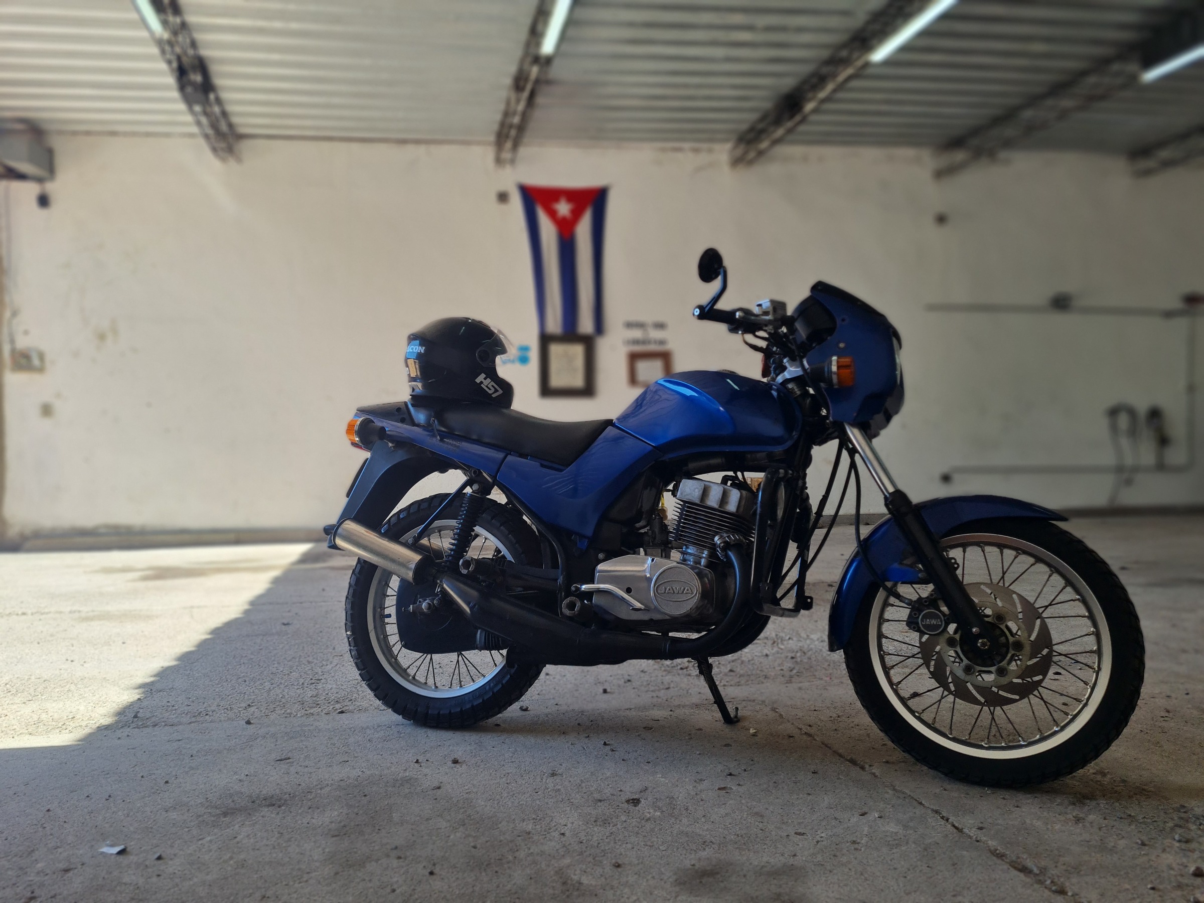 Vendo jawa style 1994