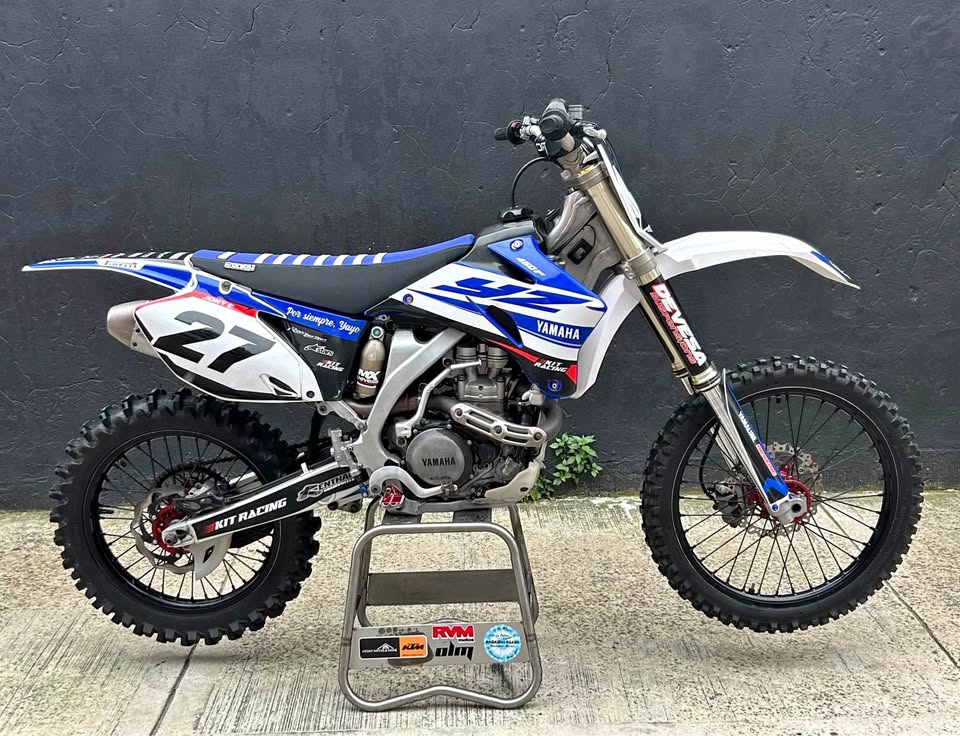 Moto YAMAHA YZF 450 2009 SUSP OHLINS
