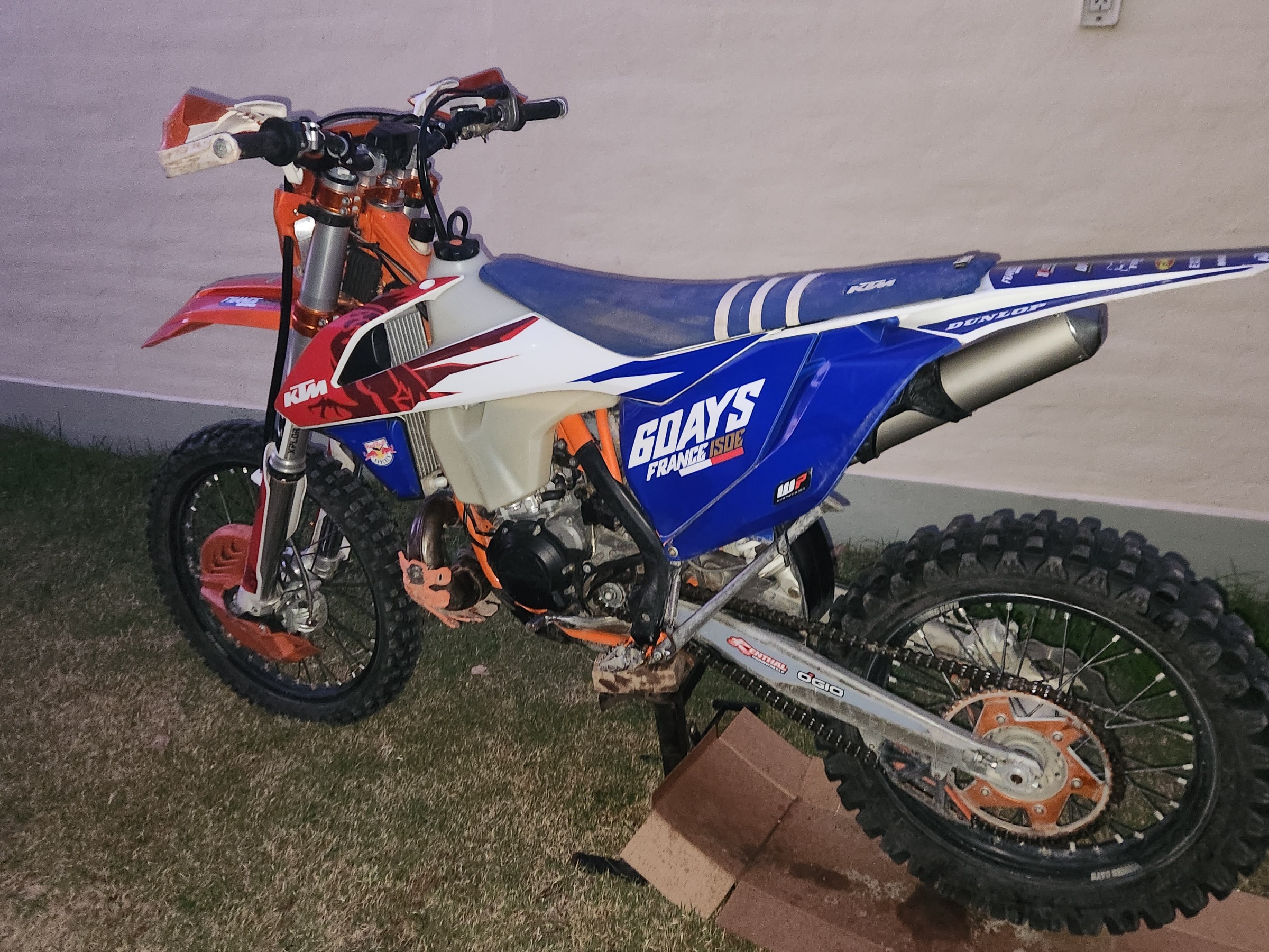 Ktm 300 exc six days 2018