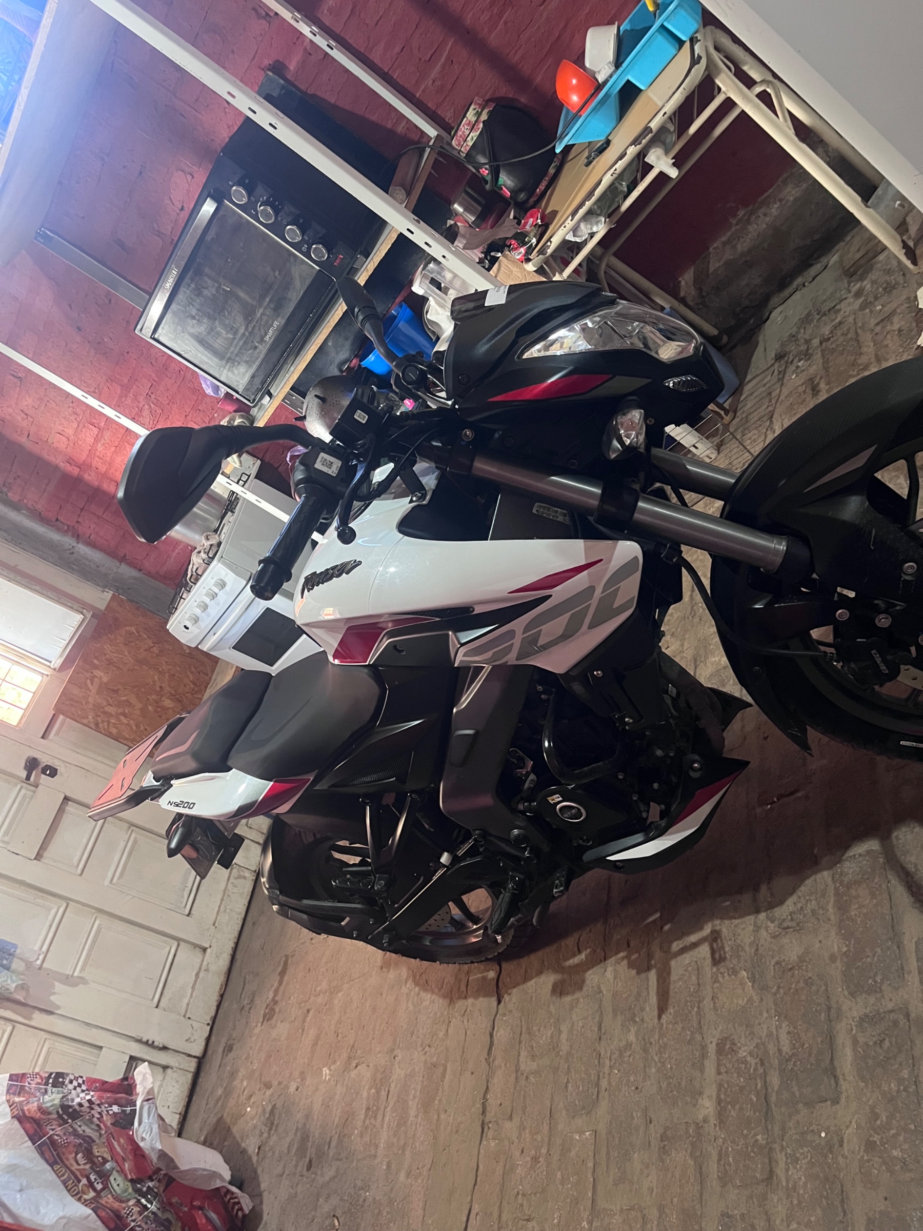 Bajaj ns 200 2026