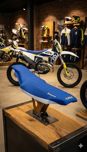 Funda Asiento Ultragrip Husqvarna Fc 350 16-18 Azul Plegada Azul en CABA