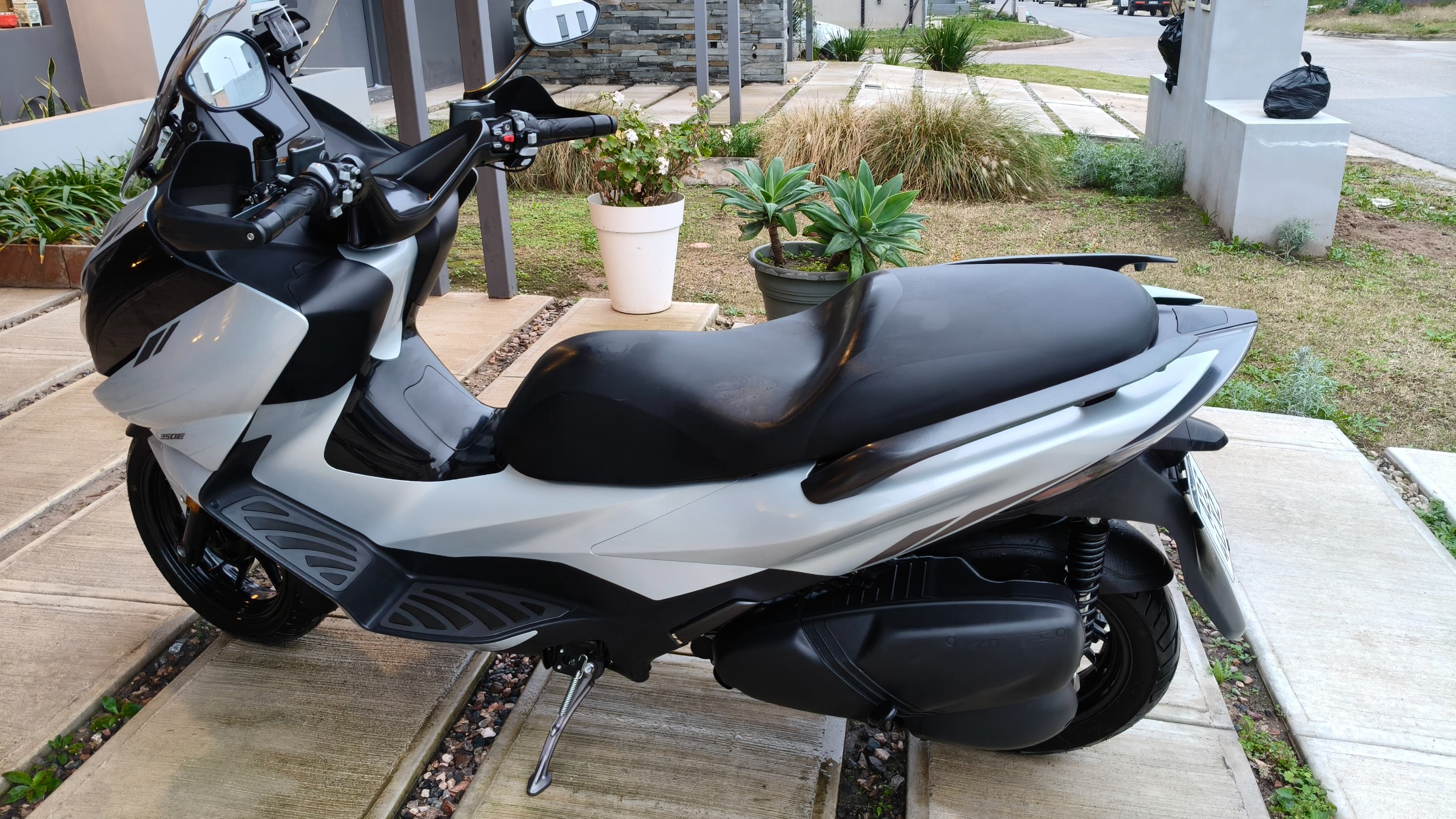 Zontes E350 2025